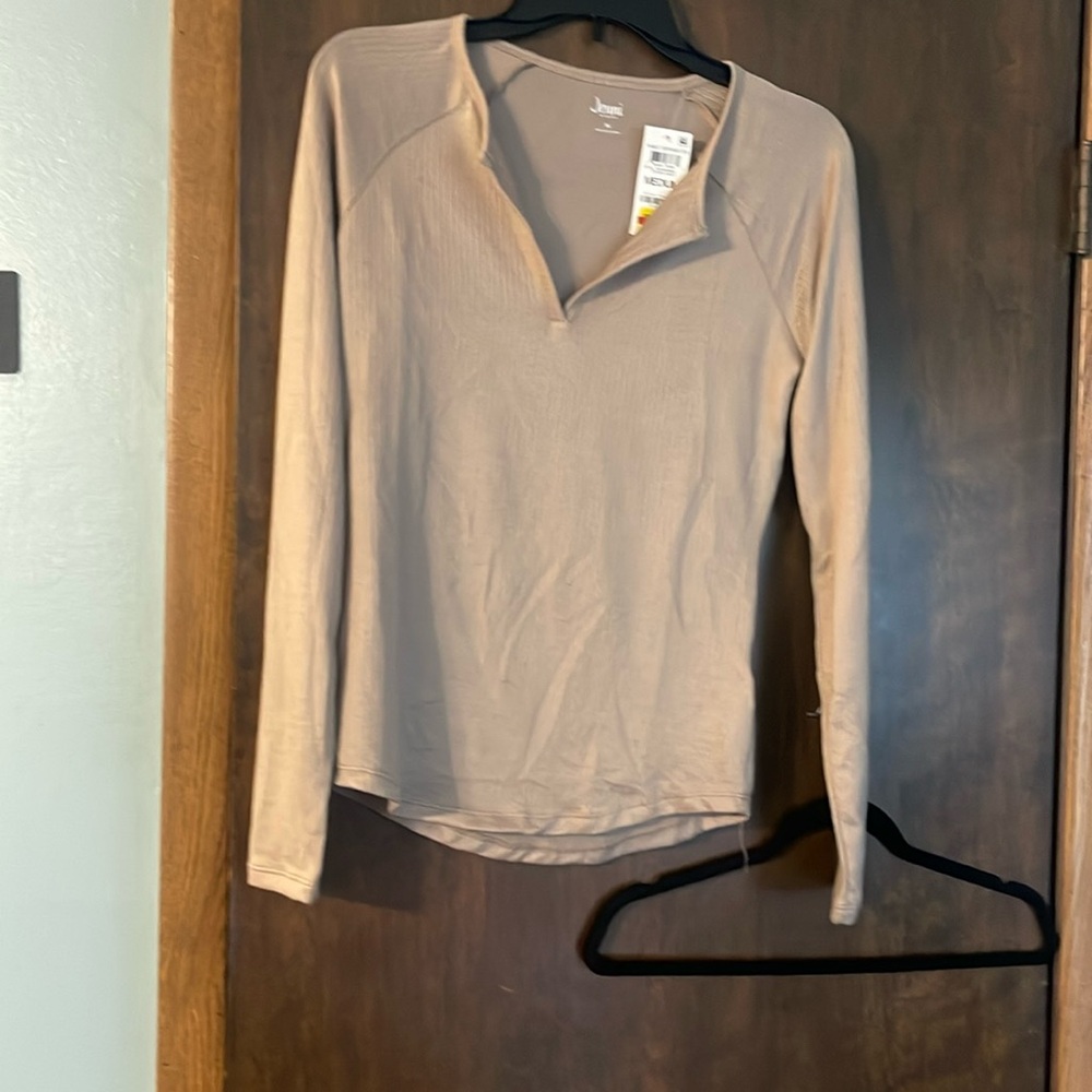 Women's sweater